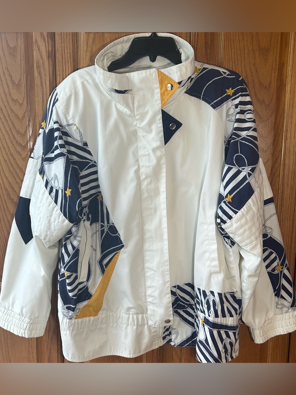 90s Vintage Mulberry Street white & navy blue nautical-themed windbreaker Large
